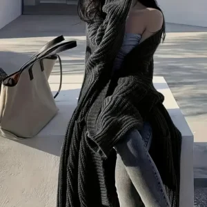 Cardigan with Pockets - Casual Long Sleeve Sweater Comfortable Layering