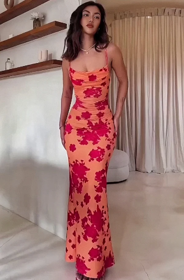 Wholesale Sexy Backless Lace-Up Printed Halter Dresses Summer