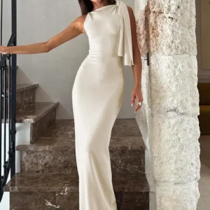 Hugcitar Solid O-Neck Patchwork Sleeveless Bodycon Maxi Dress