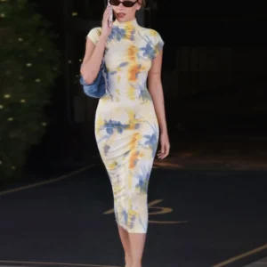 Colorful Tie-Dye Bodycon Dress – Turtleneck Summer Style