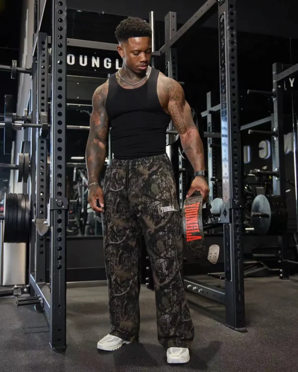 American style trendy casual pants with digital camouflage print